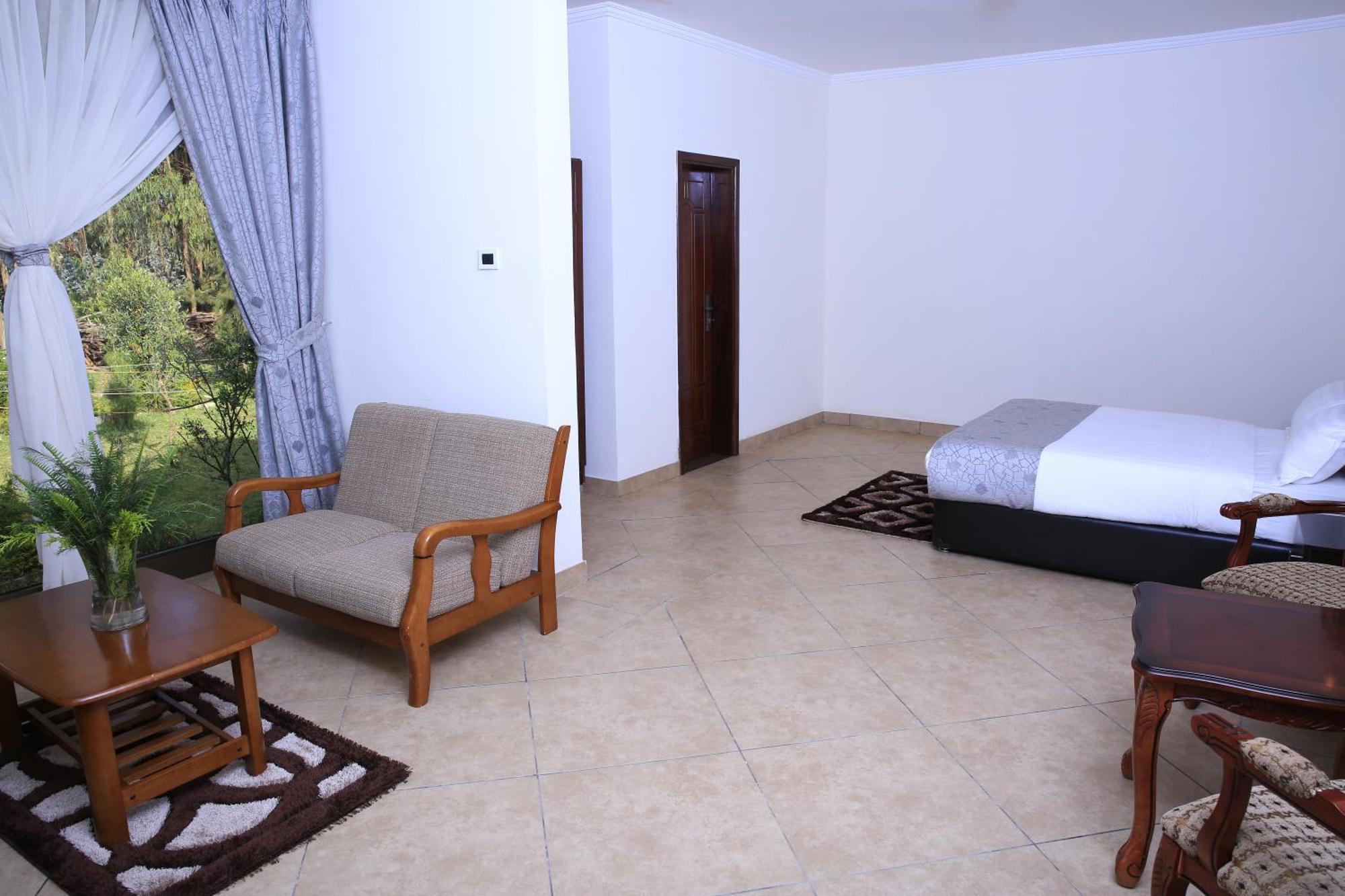 Yaya Africa Athletics Village Sululta Εξωτερικό φωτογραφία