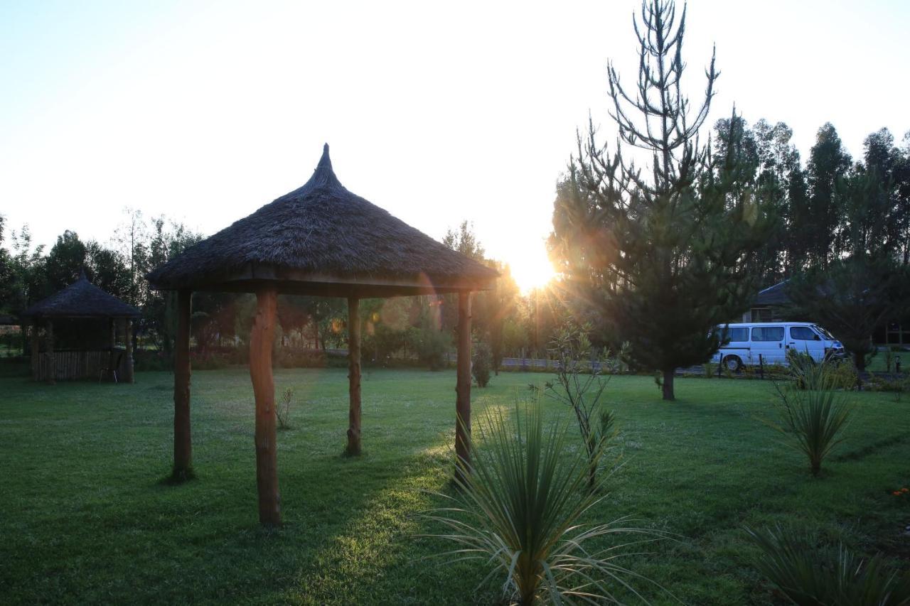 Yaya Africa Athletics Village Sululta Εξωτερικό φωτογραφία